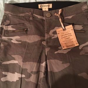 Democracy Jeans